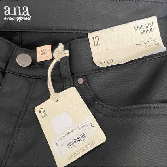 a.n.a Women’s Black Faux Leather High Rise Skinny Pants, Size 12, NWT! - Picture 6 of 7